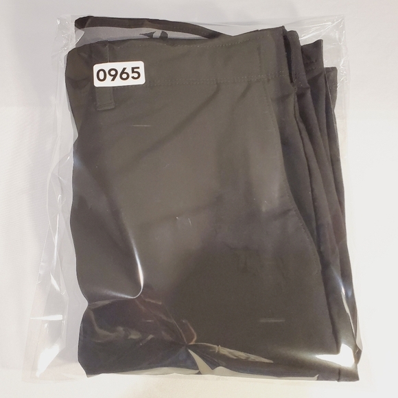 GRANDSLAM men's black short Size 40 - Picture 8 of 8